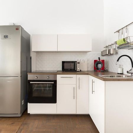 B17 Bajcsy Apartment Budapest Eksteriør billede