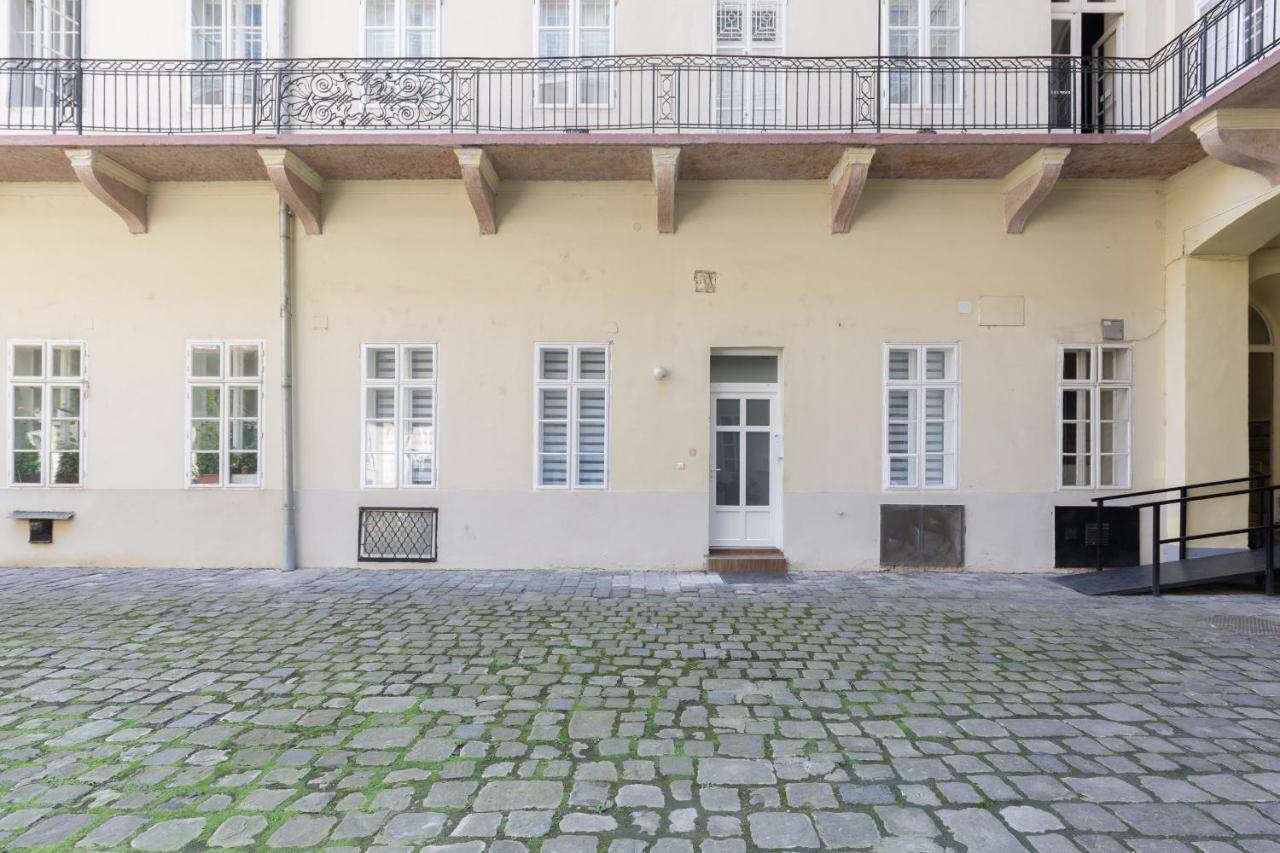 B17 Bajcsy Apartment Budapest Eksteriør billede