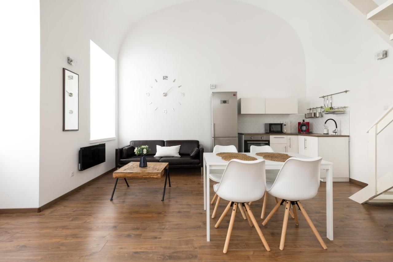 B17 Bajcsy Apartment Budapest Eksteriør billede
